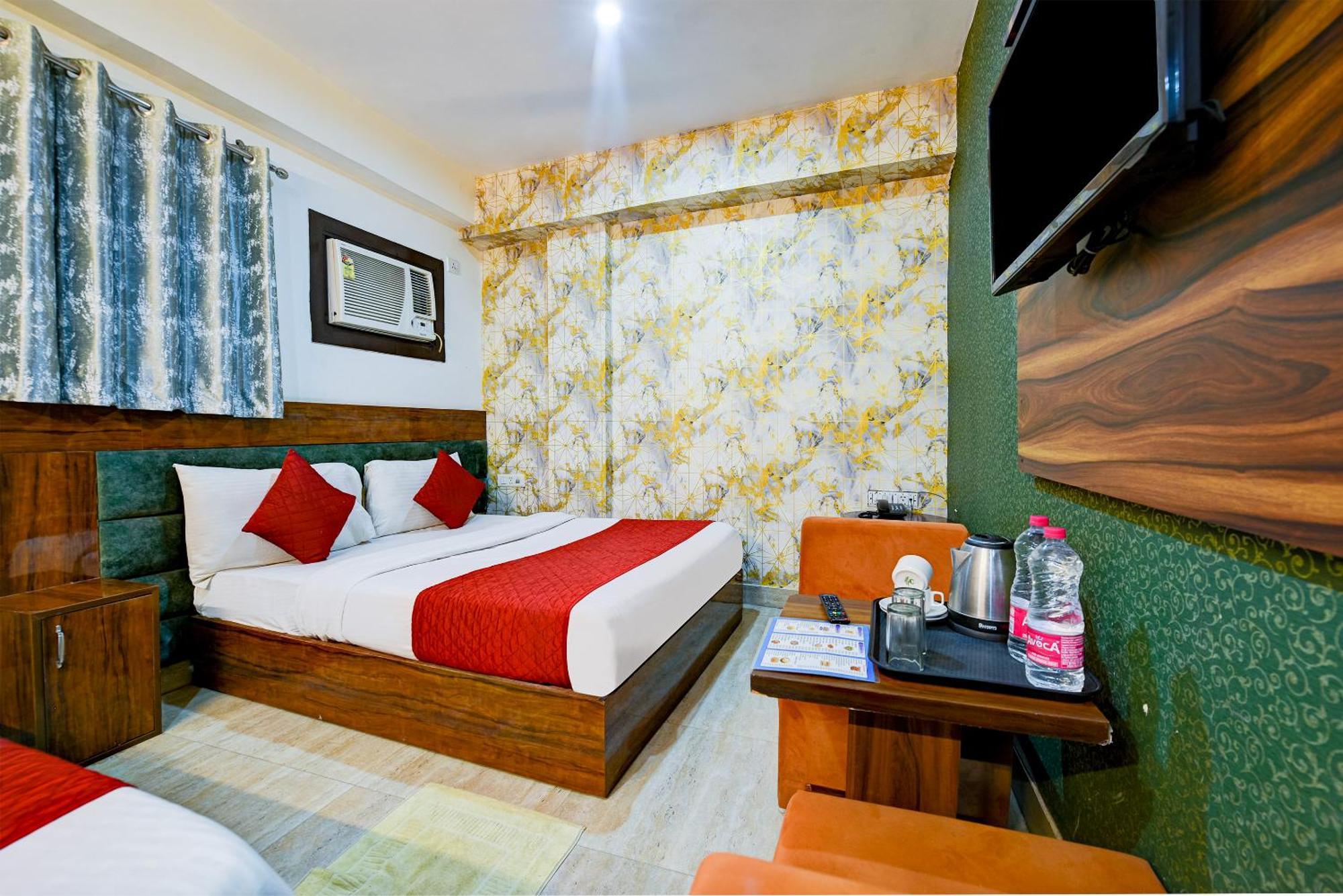 Emerald At Airport Hotel New Delhi